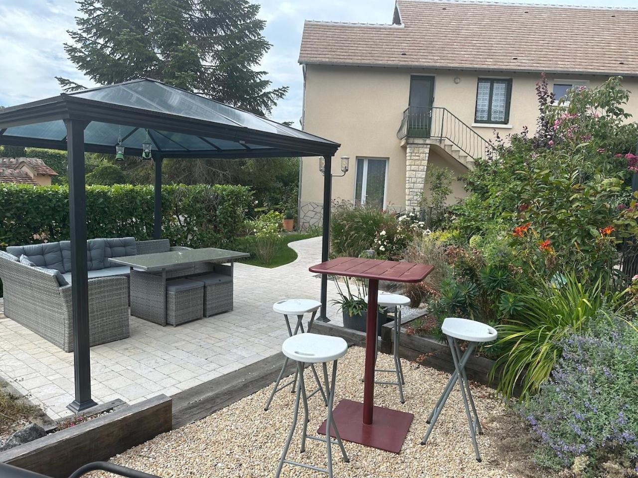 "La Veranda" Gite Verdigny Exteriör bild