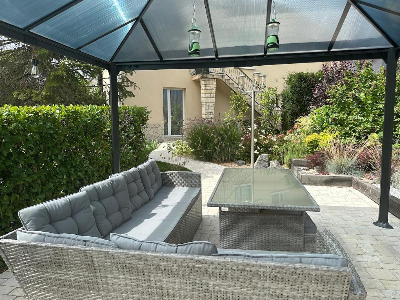 "La Veranda" Gite Verdigny Exteriör bild